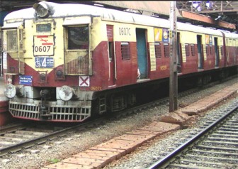 One killed in Maharashtra train accident, probe ordered