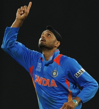 Gambhir dropped, Harbhajan back for first two Tests