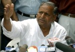 SP to keep UPA afloat, heat on Congress is on