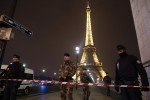 Eiffel Tower gets bomb threat, evacuated