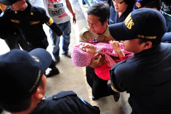AirAsia confirms debris of missing plane, bodies retrieved